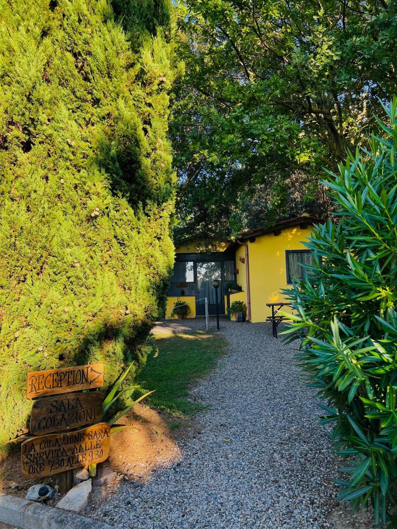 Il Melarancio Bed & Breakfast Pescia Romana Exterior photo